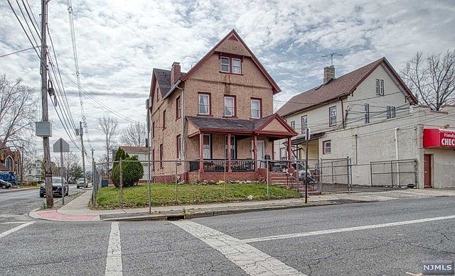 Plainfield, New Jersey houses.